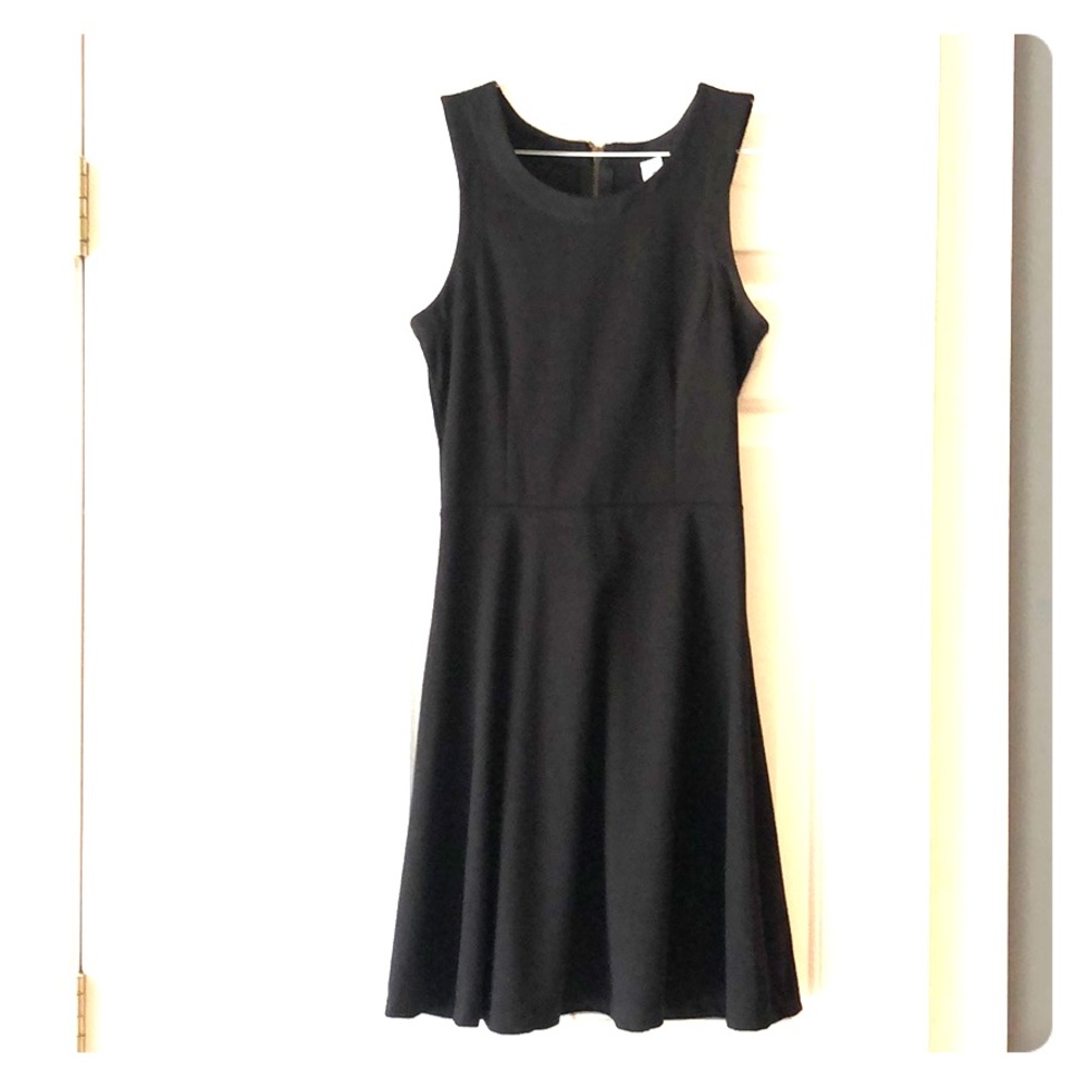 XS Old Navy Black A-line dress. Worn once.